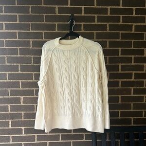 Aerie Women's Cream Cable Knit Sweater